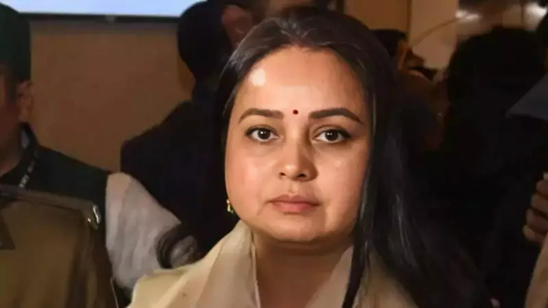 Rohini Acharya's Cryptic Posts Target Tejashwi Yadav, Expose RJD Family Rift