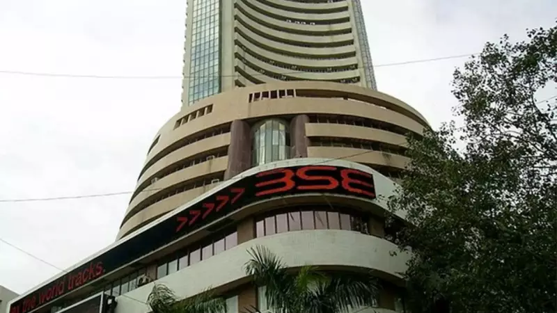 Rupee Weakness & FII Selling Drag Sensex Down 770 Points, Nifty Below 25K