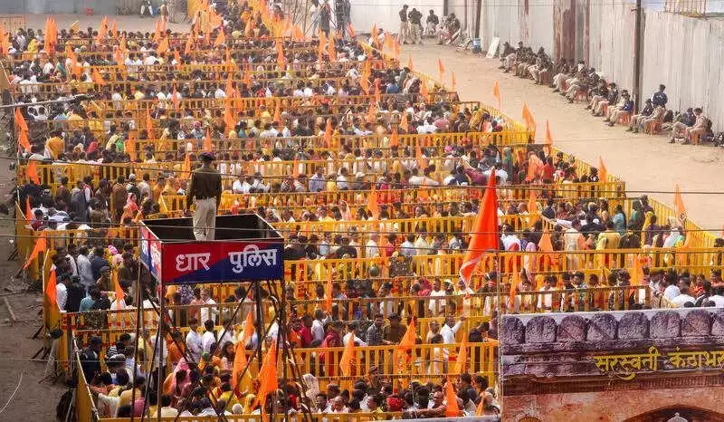 Saraswati Puja and Jumma Namaaz Held Simultaneously at Dhar's Bhojshala Complex Under Supreme Court Directive