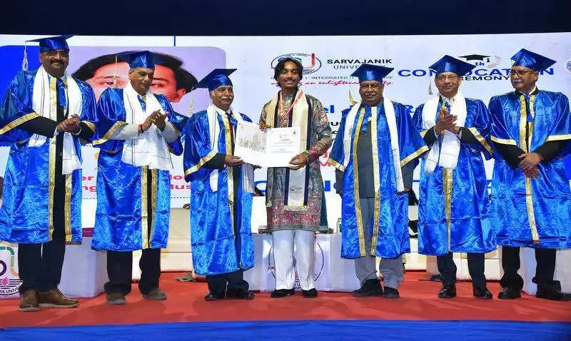Sarvajanik University Celebrates 4th Convocation, Awards 2,114 Degrees