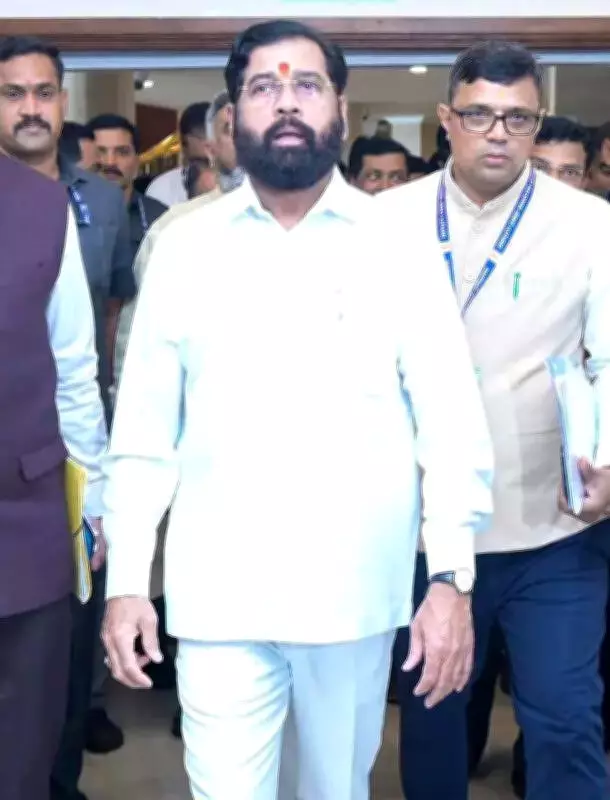 Shiv Sena Registers Corporator Group in Nashik Ahead of Mayoral Polls