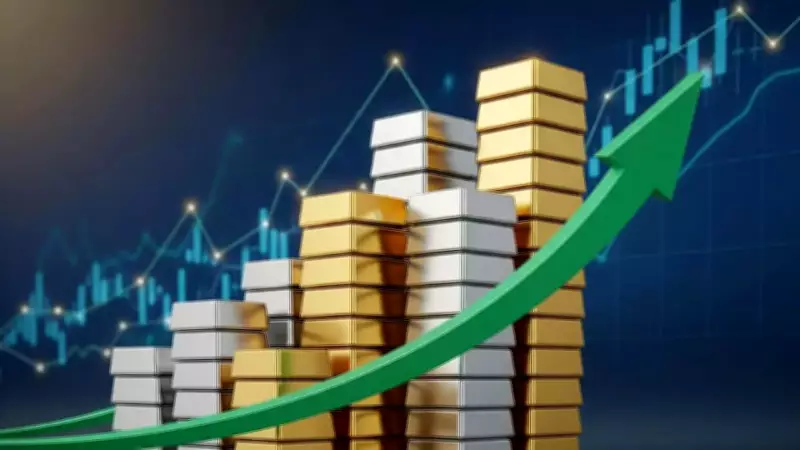 Silver Crosses Rs 4 Lakh/kg, Gold Hits Record High Amid Global Uncertainty