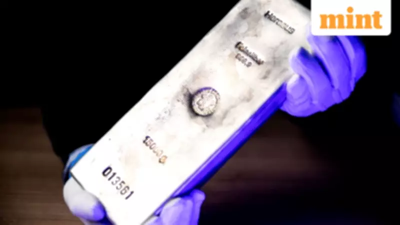 Silver Prices Plunge 7.4% as Dollar Strength Triggers Profit-Taking After Record Rally