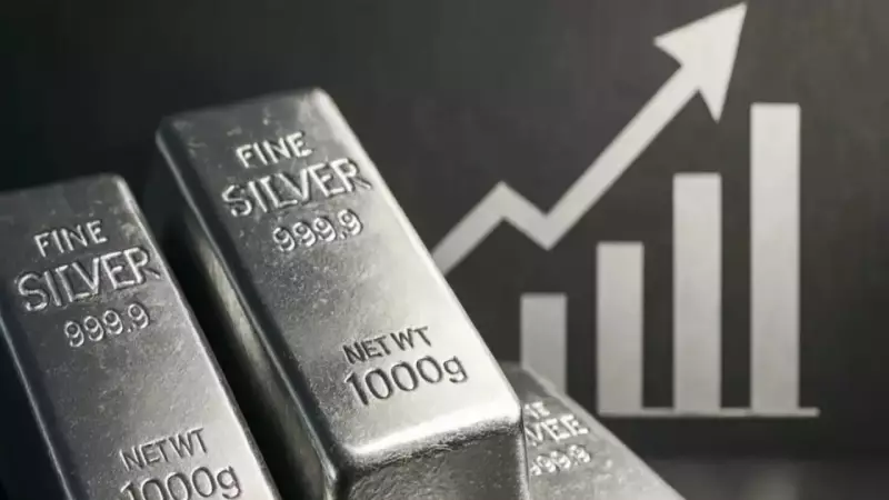 Silver Soars to Historic $100 Per Ounce as Investors Seek Safe Havens Amid Trump Policy Uncertainty