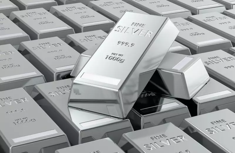 Silver Soars to New Peak of ₹3 Lakh, Gold Crosses ₹1.48 Lakh Mark
