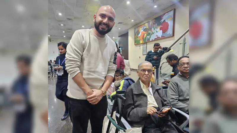 Startup Founder Recalls Narayana Murthy's Humble Flight: No Entourage, Carried Own Bag