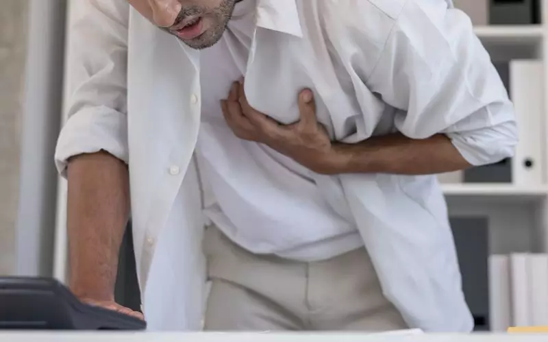 Study Reveals Men Develop Coronary Heart Disease Years Earlier Than Women