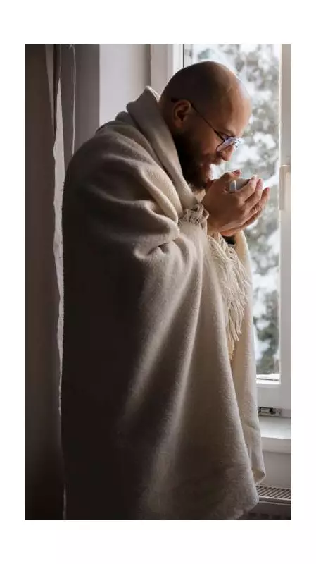 Sunlight Shortage Impact: How Lack of Sun Affects Your Mood & Mental Health