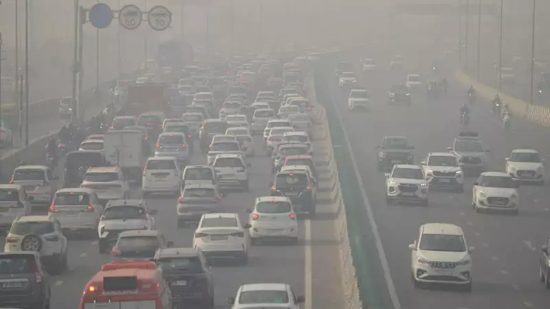 Supreme Court Urges Shift to EVs, Criticises Car Culture Amid Delhi Pollution Crisis