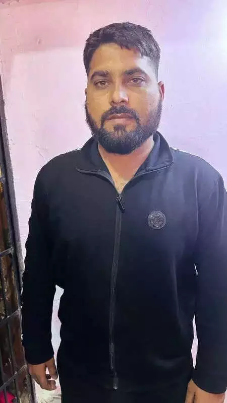 Surat Police Arrests Accused in Kamlesh Tiwari Murder Case for SUV Theft