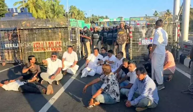 Surathkal Action Committee Backs Kumbala Toll Protest, Demands NHAI Follow Distance Rules