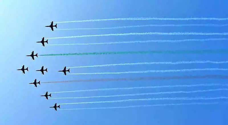 Surya Kiran Aerobatics Team Dazzles Nashik with First-Ever Air Show at Gangapur Dam
