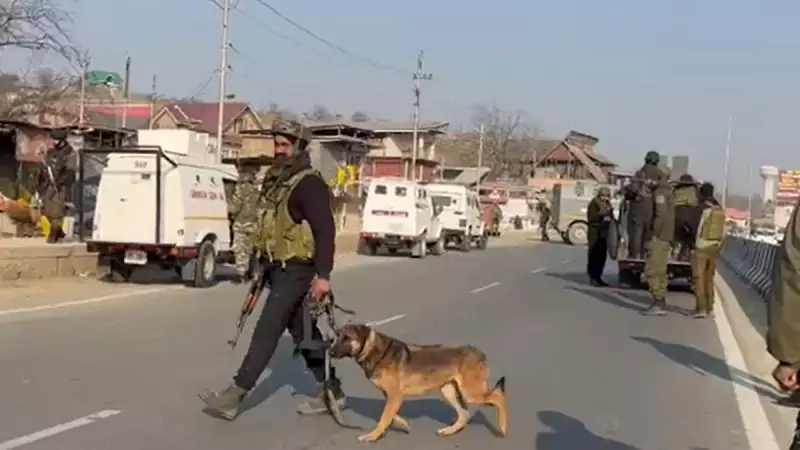 Suspected IED Device Discovered on Baramulla Highway, Security Forces Launch Search