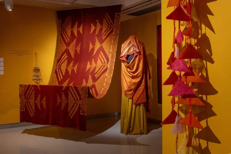 Sut Te Saah Exhibition in Delhi Celebrates Phulkari and Bagh Embroidery Art