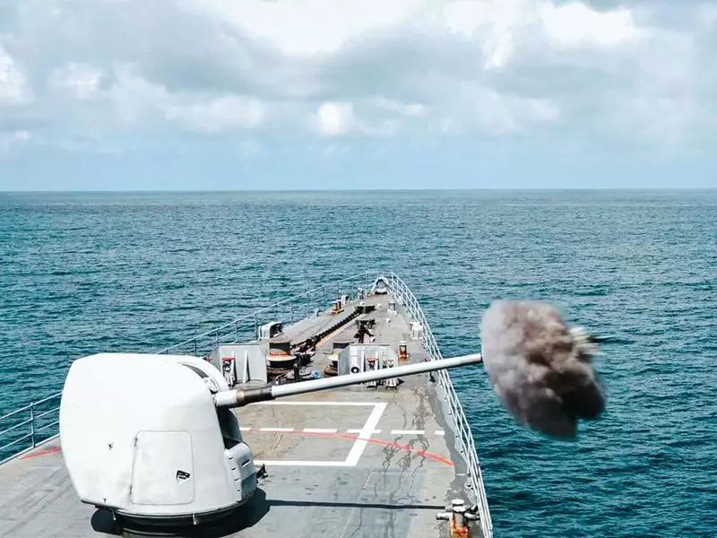 Taiwan Spots 34 Chinese Military Aircraft, 11 Naval Ships Near Its Territory