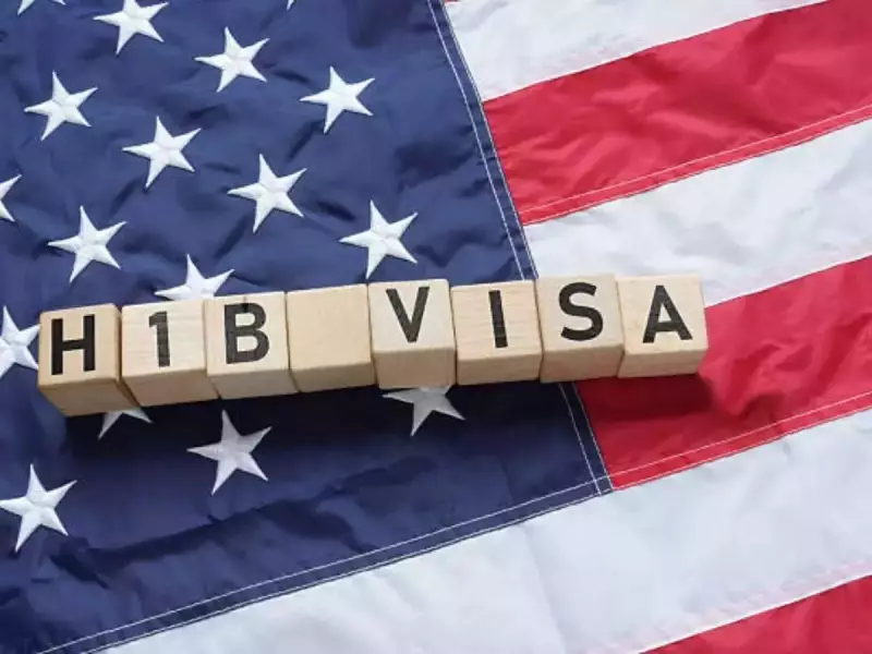 Texas Lawyer Viral Video Sparks H-1B Visa Debate: Facts vs Fiction