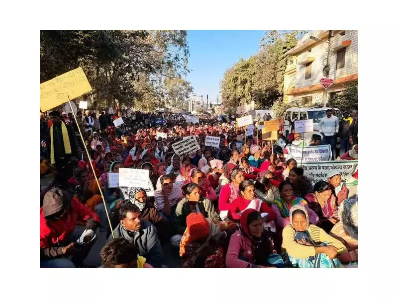 Thousands Protest Mining Projects in Chhattisgarh, Demand Gram Sabha Rights