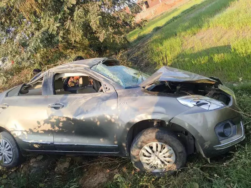 Two Teachers Die in Suryapet Car Crash After School Reopening