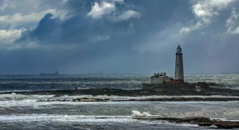 UK Braces for Storm Chandra: Met Office Issues Amber Warnings for Wind, Rain and Snow