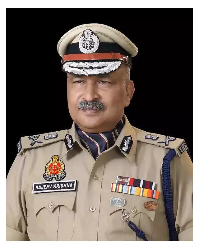 UP Police's Tech Initiatives Win SKOCH Gold 2025 for Saving Lives