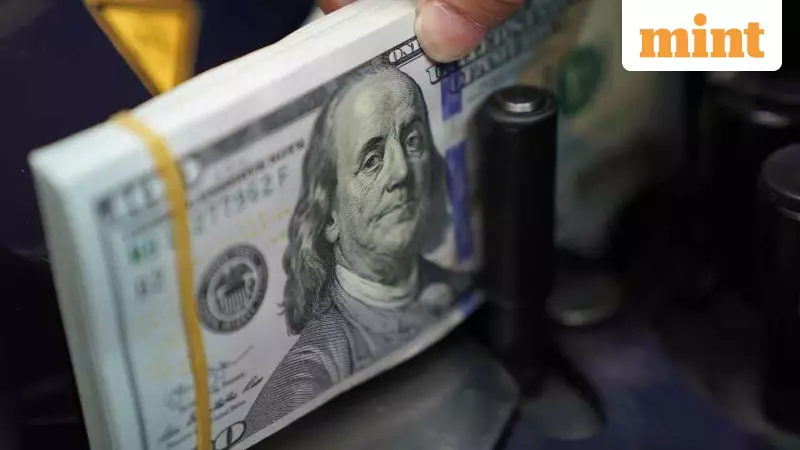 US Dollar Faces Worst Week Since June 2025 Amid Policy Uncertainty and Geopolitical Tensions