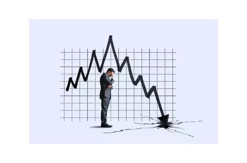 US Job Growth Slows to 584,000 in 2025, Hits Students & Graduates Hardest