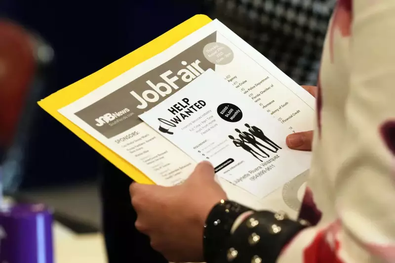 US Job Market Ends 2025 on a Cautious Note: Only 50,000 Jobs Added in December
