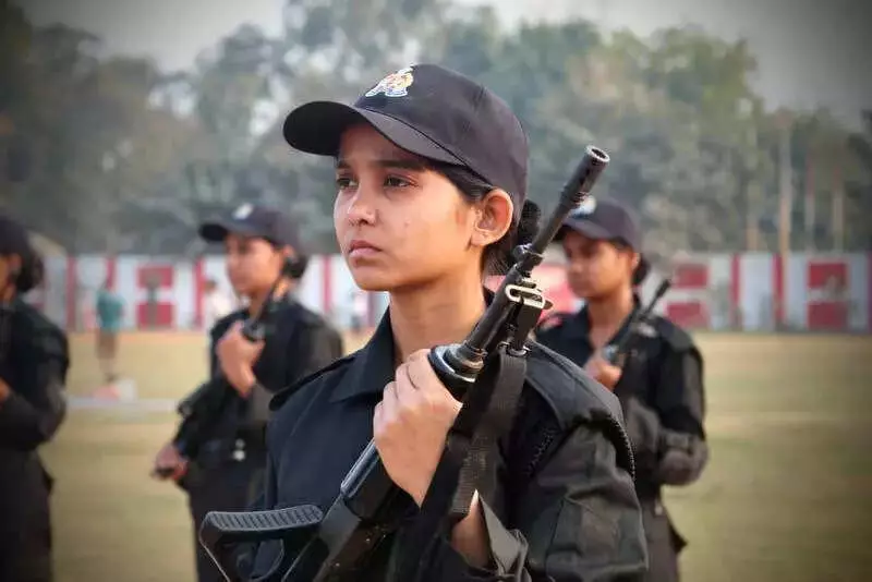 Varanasi Police Debuts All-Women Commando Platoon for Republic Day Parade