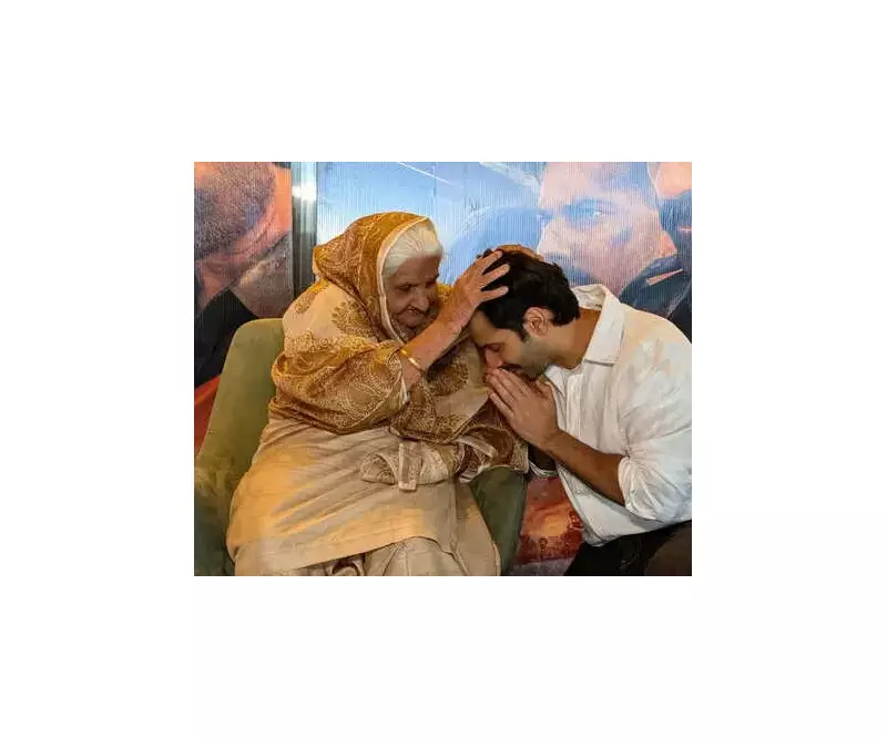 Varun Dhawan Meets Family of War Hero Hoshiar Singh for Border 2 Role