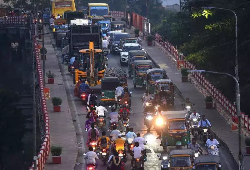 Vijayawada's Ajith Singh Nagar Flyover Gridlock: Residents Demand Urgent Solutions
