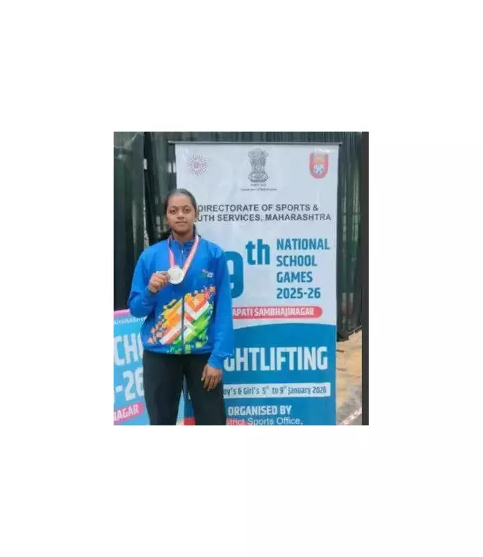Visakhapatnam Student Wins Silver at National School Games in Weightlifting