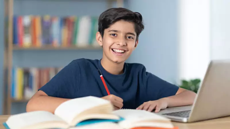 Why Long Study Hours Often Fail Students: The Truth About Smart Learning