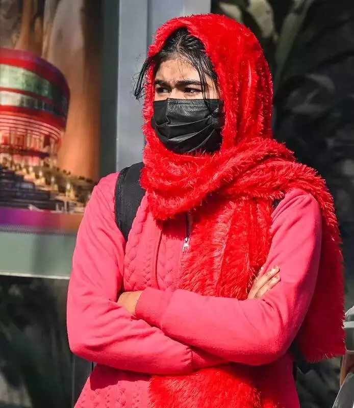 Winter Health Alert: Doctors Warn of Heart Attack, Breathing Risks in Delhi