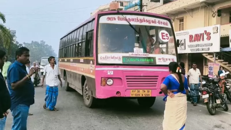 Woman Blocks TNSTC Bus in Namakkal, Protests Over Driver Ignoring Stop Signal