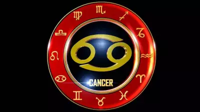 Cancer 2026 Horoscope: Saturn, Rahu Challenges & How to Succeed