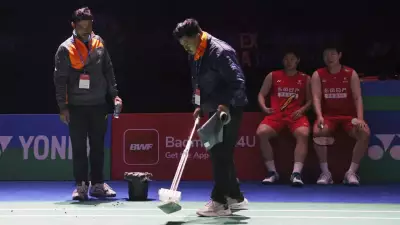India Open Badminton Tournament Plagued by Bird Nest Debris and Poor Maintenance