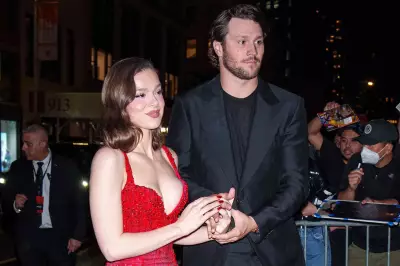 Josh Allen's Perfect Response to Hailee Steinfeld's Old Broncos Photo Goes Viral