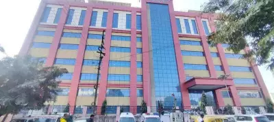 Kidney Transplant Patient Dies After Jumping From 6th Floor of Jaipur's SMS Hospital