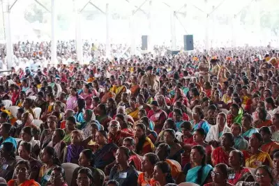 Mahayuti's Mumbai Manifesto: Rs 5 Lakh Loans for Ladki Bahin, AI for Governance