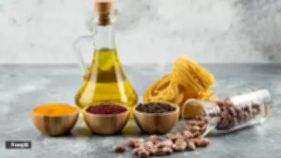 Mustard Oil vs Olive & Groundnut: The Heart-Healthy Choice for Indian Kitchens