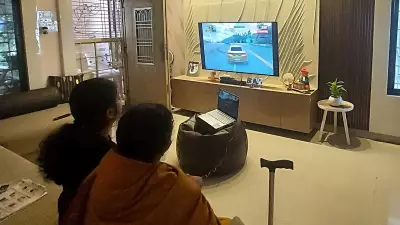 Nagpur Man's Heartwarming Video Shows Daughter Teaching 77-Year-Old Grandma Video Games