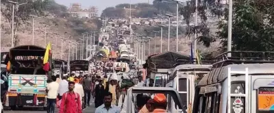 Over 1 Lakh Devotees Throng Savadatti's Renuka Yallamma Temple for Banada Hunnime Fair