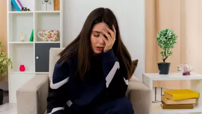 Overthinking vs OCD: Psychologist Explains Key Differences & Coping Tips