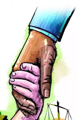 Pudukottai: Coast Guard Rescues 4 Missing Fishermen After Boat Damage