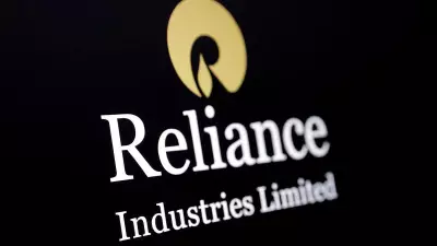Reliance Halts Russian Oil Purchases as PSUs Increase Imports