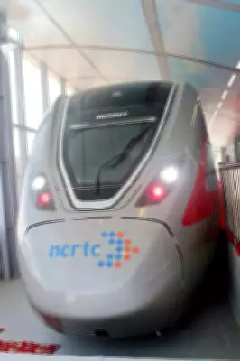 Satheesan Mocks Vijayan's RRTS Stance, Recalls Sreedharan's Kochi Metro Controversy