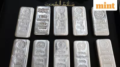 Silver Hits Record Highs Overseas, But India Sees ₹10,000 Discount as Demand Cools