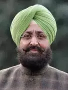 Bajwa Demands Rs 800 Cr for MGNREGA, Accuses AAP & BJP of Collusion