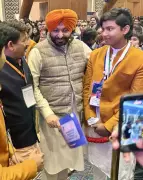 Bittu Slams Mann Over Modi Railway Jibe, Cites 1920 Book as Proof