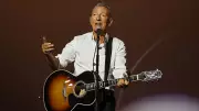 Bruce Springsteen Blasts Trump and ICE at Festival, Dedicates Song to Shooting Victim
